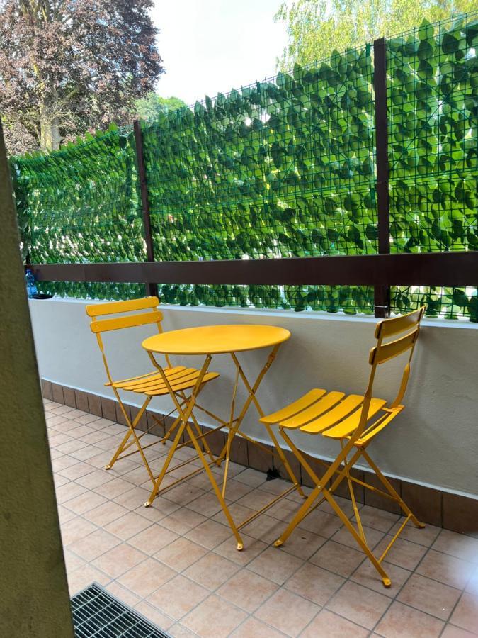 85 Mjka House Free Parking Como Albese Con Cassano Exteriör bild